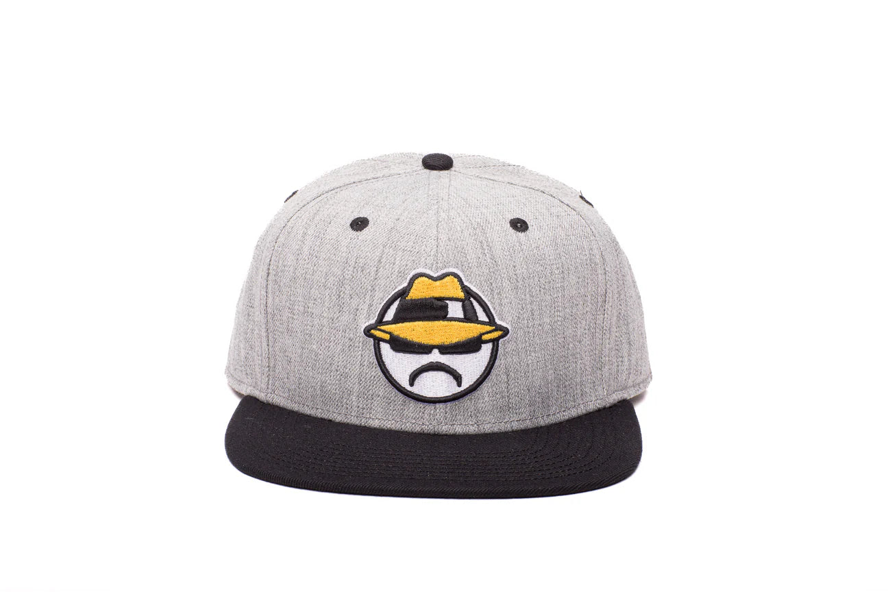 TRADITIONAL GOLO SNAPBACK